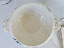 Soupière ancienne gien modèle iris