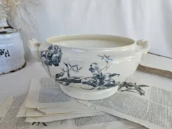 Soupière ancienne gien modèle iris