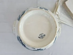 Soupière ancienne gien modèle iris