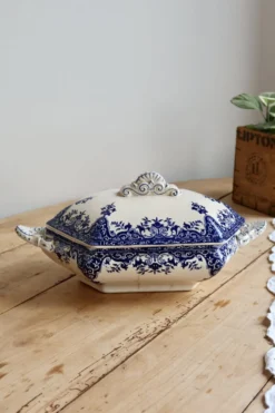 Soupière ancienne terre de fer Longchamp modèle Rouen XIXe siècle