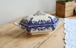 Soupière ancienne terre de fer Longchamp modèle Rouen XIXe siècle