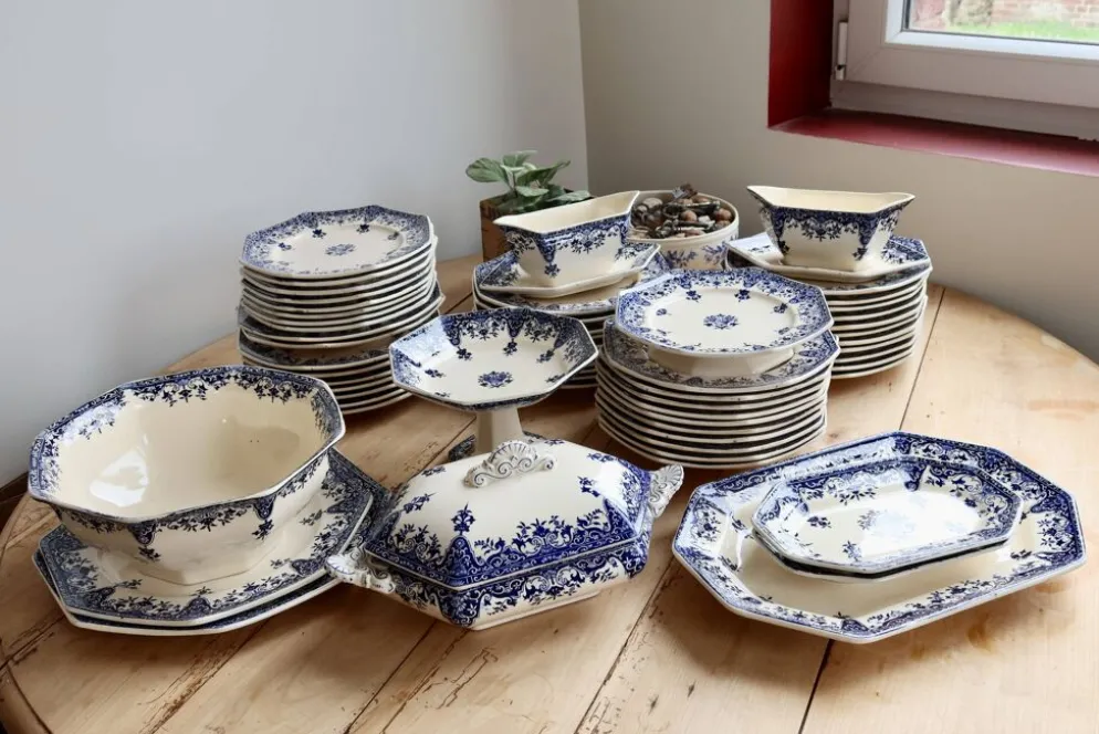 Soupière ancienne terre de fer Longchamp modèle Rouen XIXe siècle