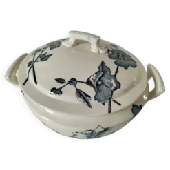 Soupière Aux Lions de Faïence – Roses trémières bleu-gris 1890-1920