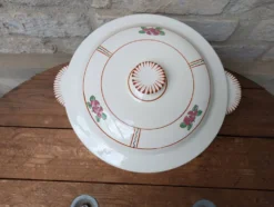 Soupière avec couvercle en Terre de Fer Salins modèle Nénuphar 25.5cm