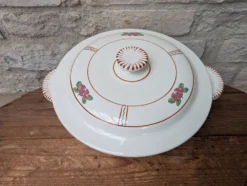 Soupière avec couvercle en Terre de Fer Salins modèle Nénuphar 25.5cm