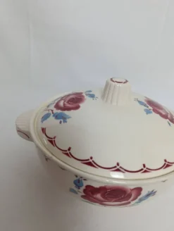 Soupière badonviller a la rose en demi-porcelaine