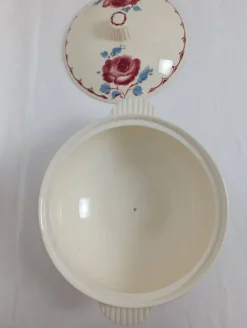 Soupière badonviller a la rose en demi-porcelaine