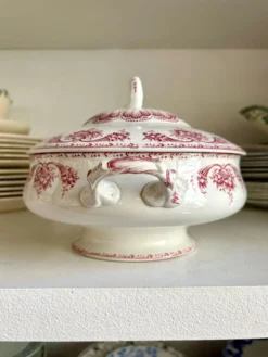 Soupière BFK en terre de fer rose, service 