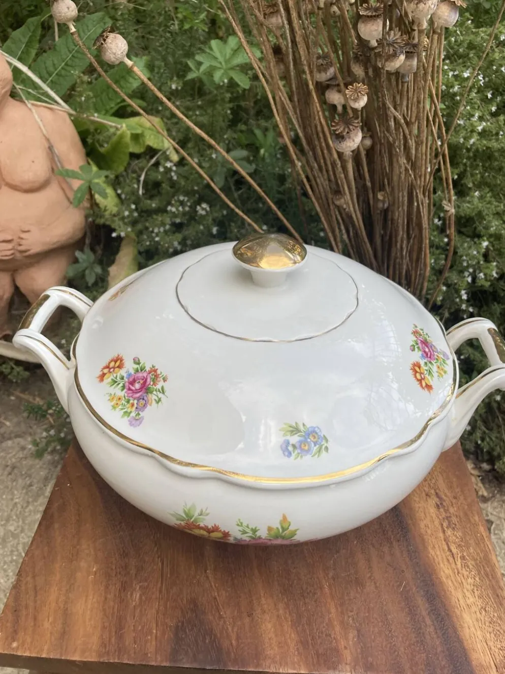 Soupière Digoin Sarreguemines motif romantique