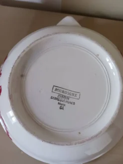 Soupière Digoin Sarreguemines, modèle Bourgogne .