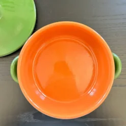 Soupière en céramique verte