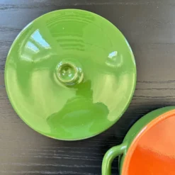 Soupière en céramique verte