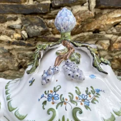 Soupière en faïence décorée main, Faïencerie Lallier