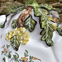 Soupière en faïence décorée main, Faïencerie Lallier
