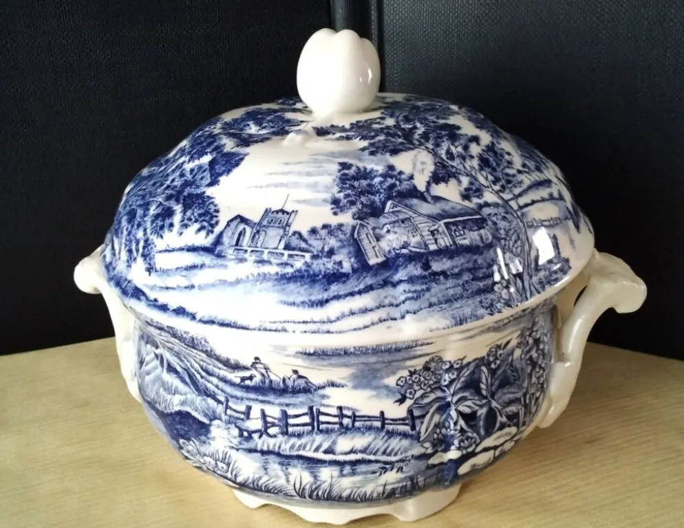 Soupière en faïence de Lunéville Modèle "English Style"