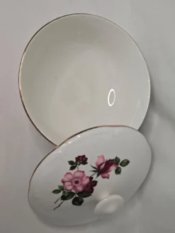 Soupière en porcelaine de Gien