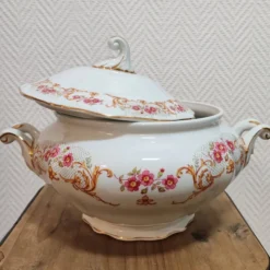 Soupière en porcelaine Digoin