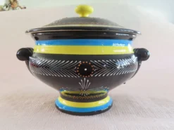 Soupière en porcelaine HENRIOT