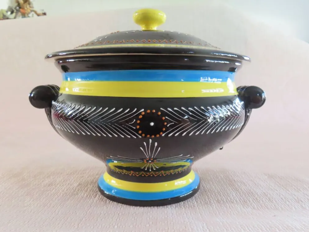 Soupière en porcelaine HENRIOT