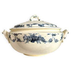 Soupière en terre de fer bleue