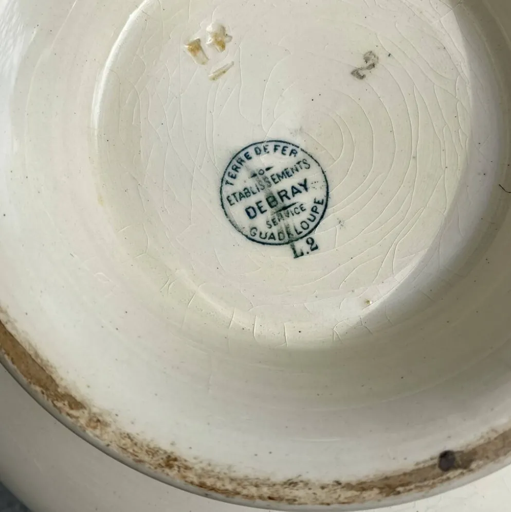 Soupière en terre de fer Ets Debray service Guadeloupe
