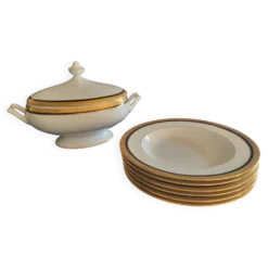 Soupière et set de 6 assiettes à soupe Bernardaud