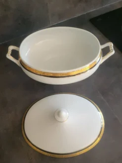 Soupière et set de 6 assiettes à soupe Bernardaud