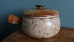 Soupière grand caquelon en grès de Puisaye signé Jean-Pierre Prud'homme