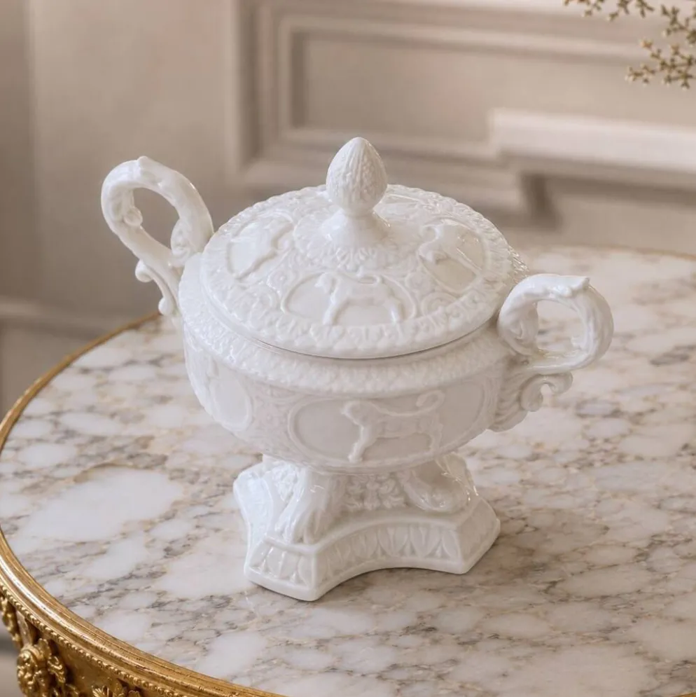 Soupière italienne d'apparat st Capodimonte en porcelaine
