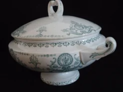 Soupière legumier Luneville, Keller et Guerin, modèle Lutzen