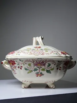 Soupière, légumier ancien Longchamp Pâquerettes en terre de fer polychrome