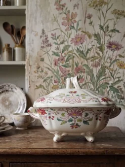 Soupière, légumier ancien Longchamp Pâquerettes en terre de fer polychrome