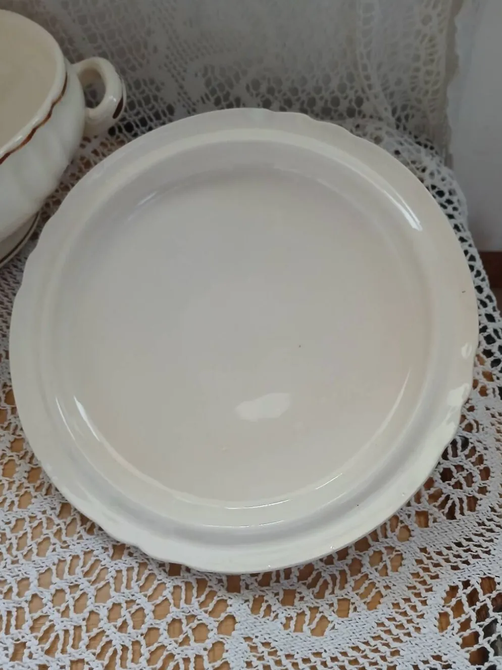Soupière Longwy "Vieux Moustier "