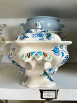 Soupière Mason's en terre de fer polychrome, service 