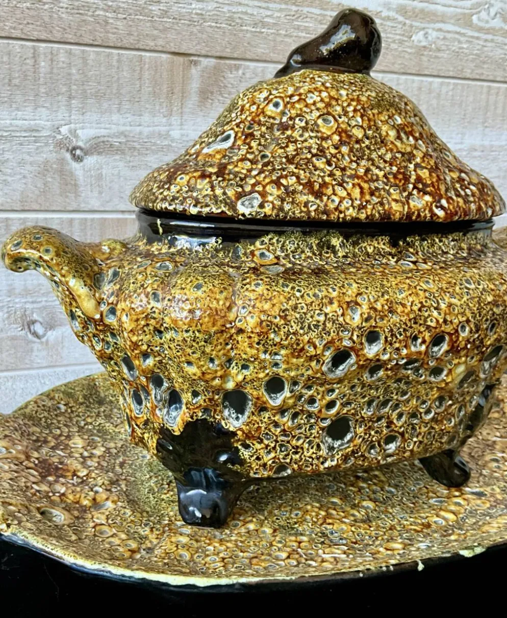 Soupière Émaux des Dunes et son plateau