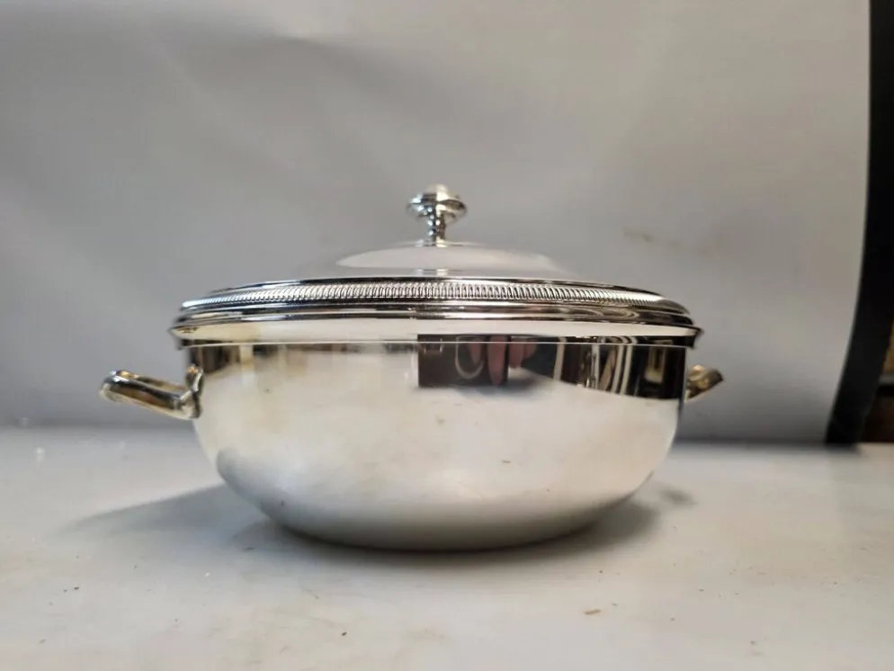 Soupière ou Légumier en Métal Argenté – Orfèvrerie de France
