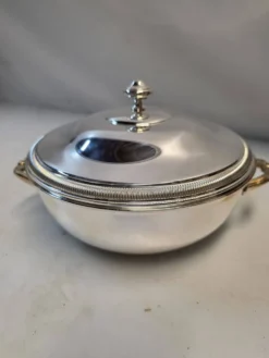 Soupière ou Légumier en Métal Argenté – Orfèvrerie de France