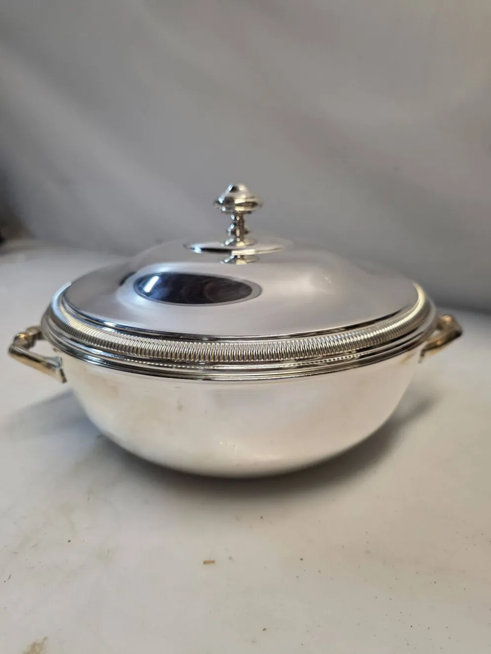 Soupière ou Légumier en Métal Argenté – Orfèvrerie de France