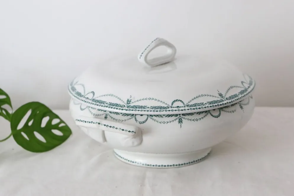 Soupière ou saladier modèle René, Saint Amand, Terre de Fer, manufacture française