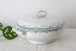 Soupière ou saladier modèle René, Saint Amand, Terre de Fer, manufacture française