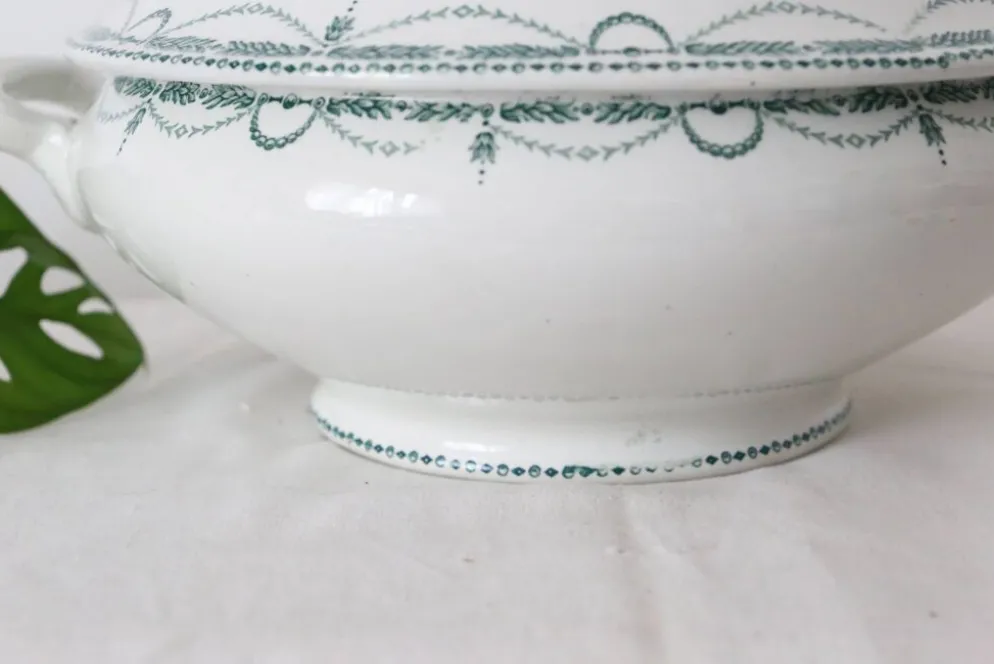 Soupière ou saladier modèle René, Saint Amand, Terre de Fer, manufacture française