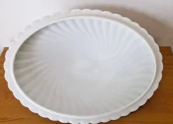 Soupière ovale blanche porcelaine de Haviland modèle torse