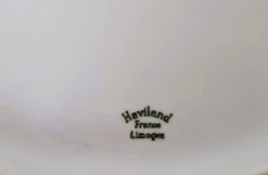 Soupière ovale blanche porcelaine de Haviland modèle torse