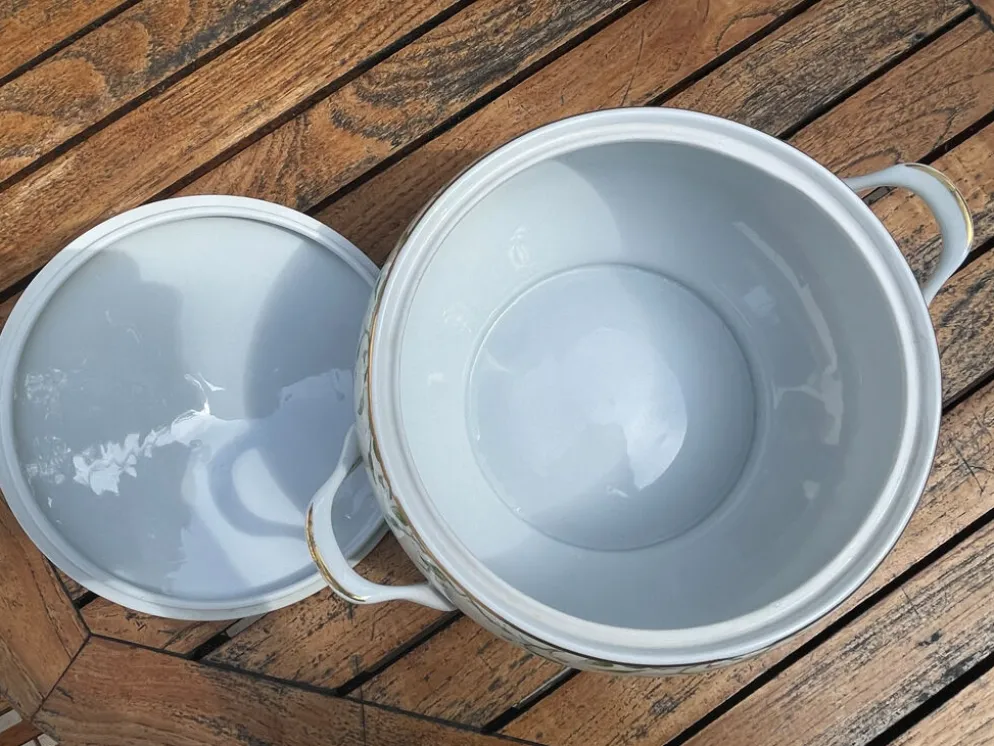 soupière Philippe Deshoulières en porcelaine de Limoges, décor « Orang