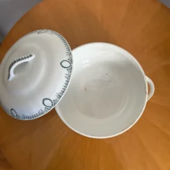 Soupière plat terre de fer Saint-Amand