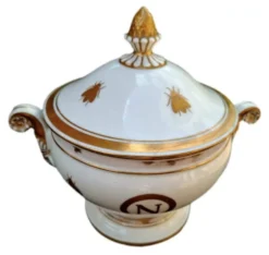 Soupière porcelaine Empire époque Napoléon Ier décor d'abeille dorée