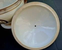 Soupière porcelaine Empire époque Napoléon Ier décor d'abeille dorée