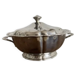 Soupière ronde vintage en inox festonné