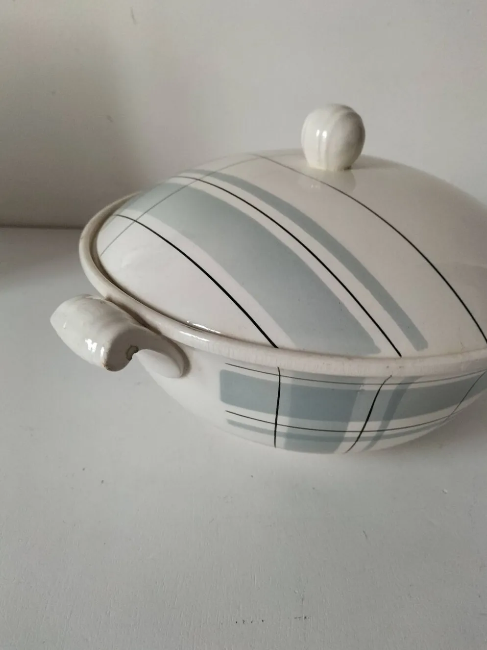 Soupière Salins modèle Montréal décor graphique 60’s