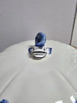 Soupière service Gien motifs fleurs bleues couvercle dauphin